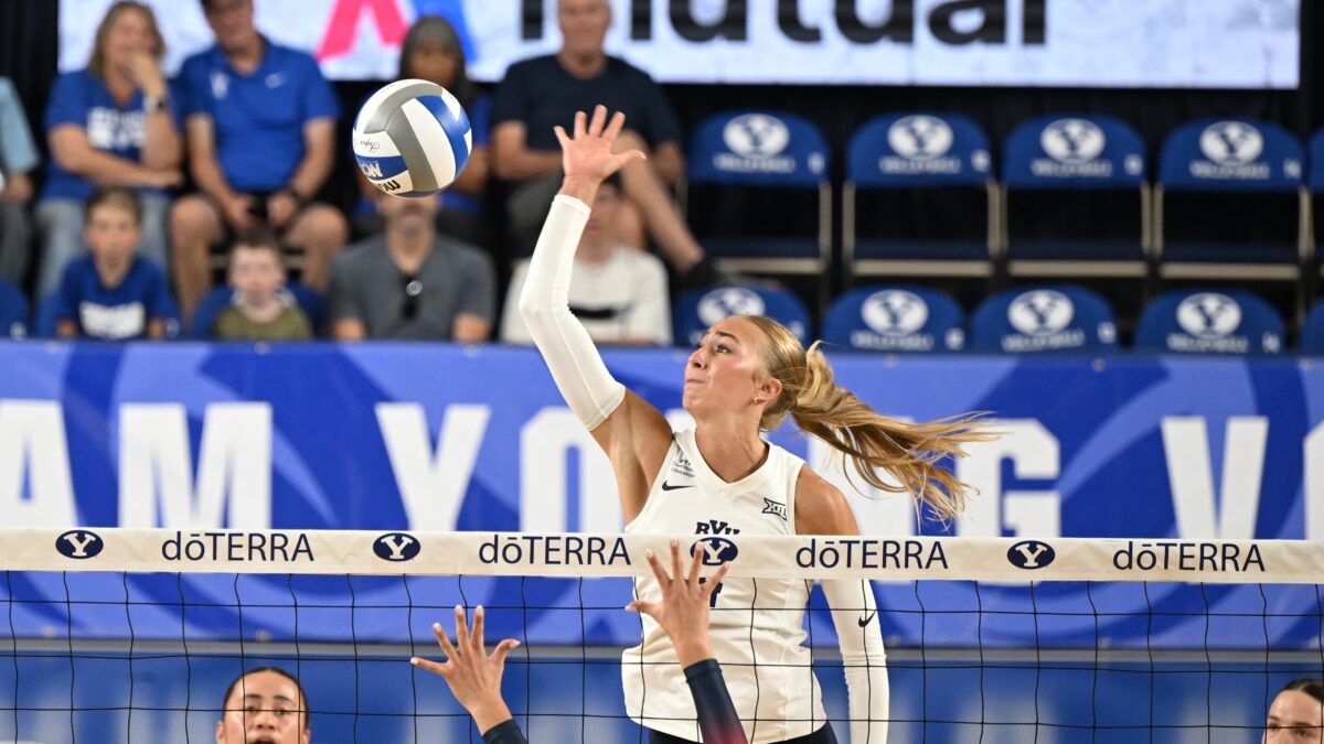 Back in the gym: Prior makes return to BYU women’s volleyball
